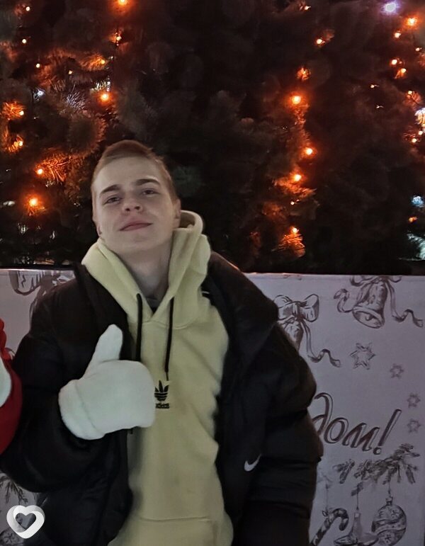 Александр, 22, Ногинске — анкета №1108432