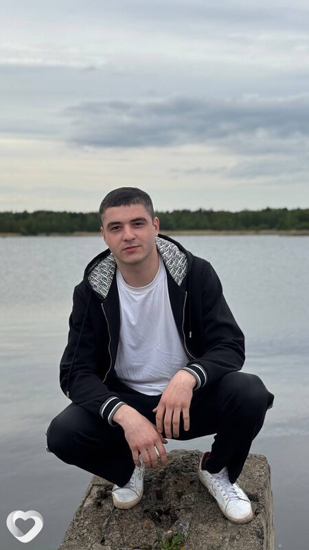 Омар, 26, Сосновом Боре — анкета №1108489