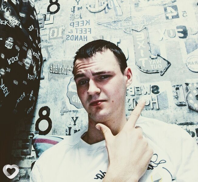 Виктор, 22, Москве — анкета №1108797