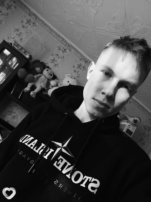 Кирилл, 21, Москве — анкета №1108629