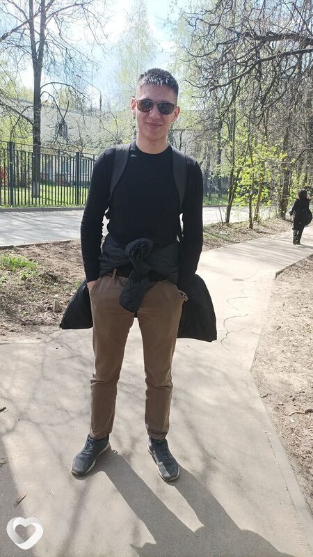 Андрей, 20, Москве — анкета №1109453