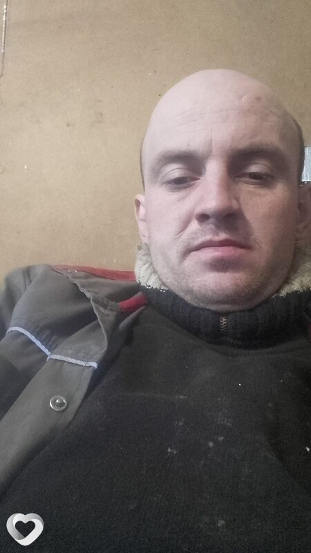 Artem, Родинское
