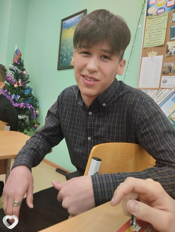 Максим, 23, Полевское — анкета №1110529