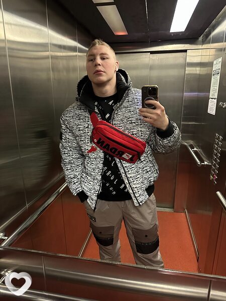 Виктор, 25, Москве — анкета №1110835