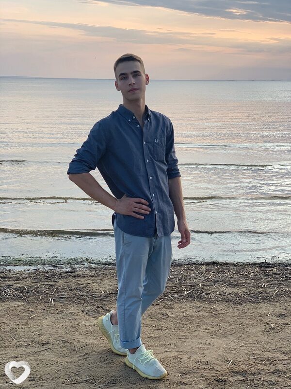 Павел, 22, Санкт-Петербурге — анкета №1111089