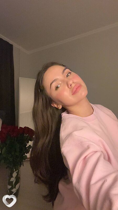 Виктория, 22, Екатеринбурге — анкета №1111138