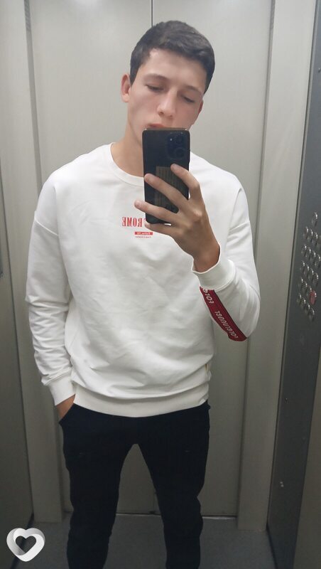 Кирилл, 24, Москве — анкета №1111648