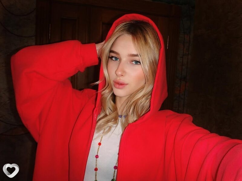 Аня, 24, Зиме — анкета №1111739