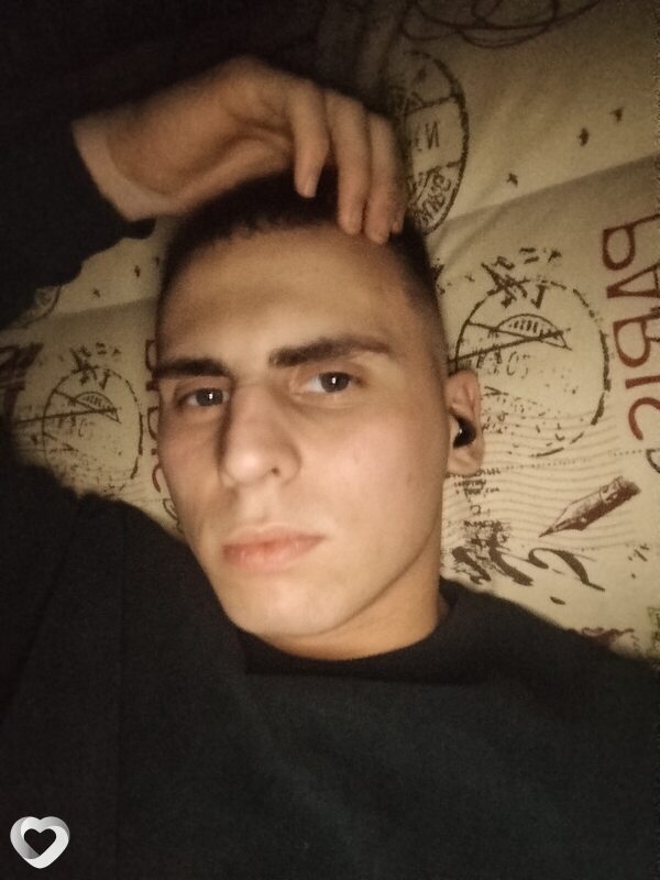 Roman, 21, Петрозаводске — анкета №1112924