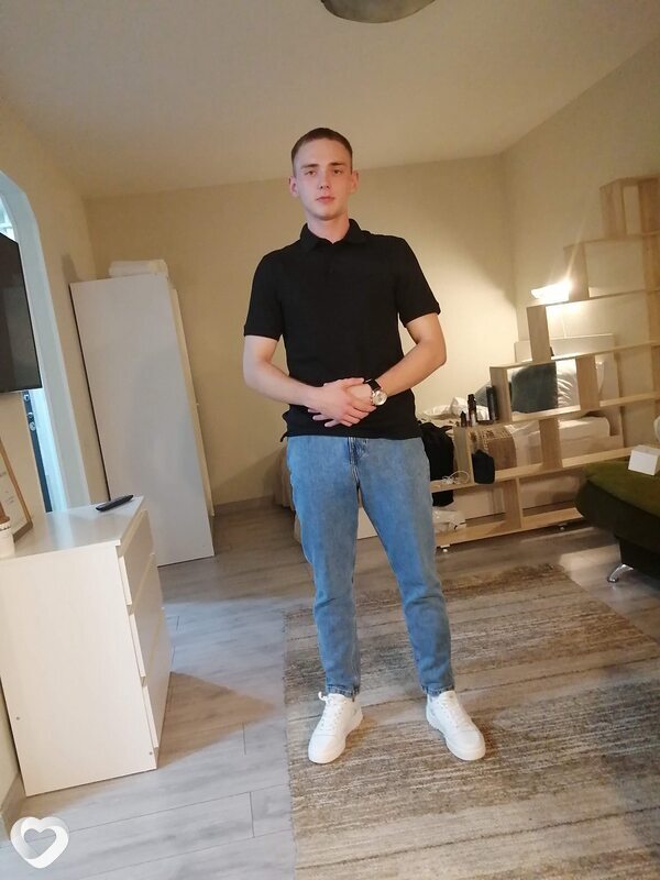 Дмитрий, 22, Москве — анкета №1112875