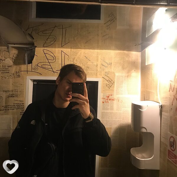 Данил, 20, Москве — анкета №1113128