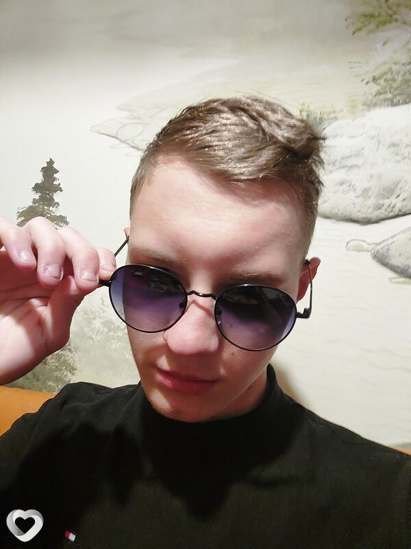 Андрей, 20, Находке — анкета №1113306