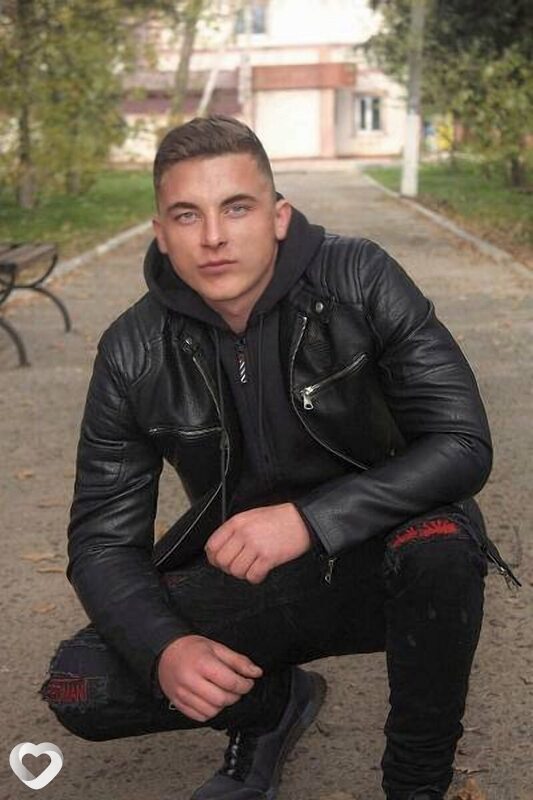 Денис, 28, Херсоне — анкета №1113806