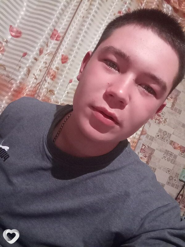 Алексей, 22, Волновахе — анкета №1114605