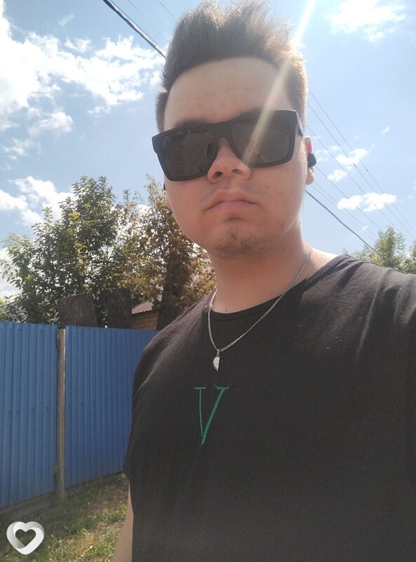 Артур, 22, Ижевске — анкета №1114575