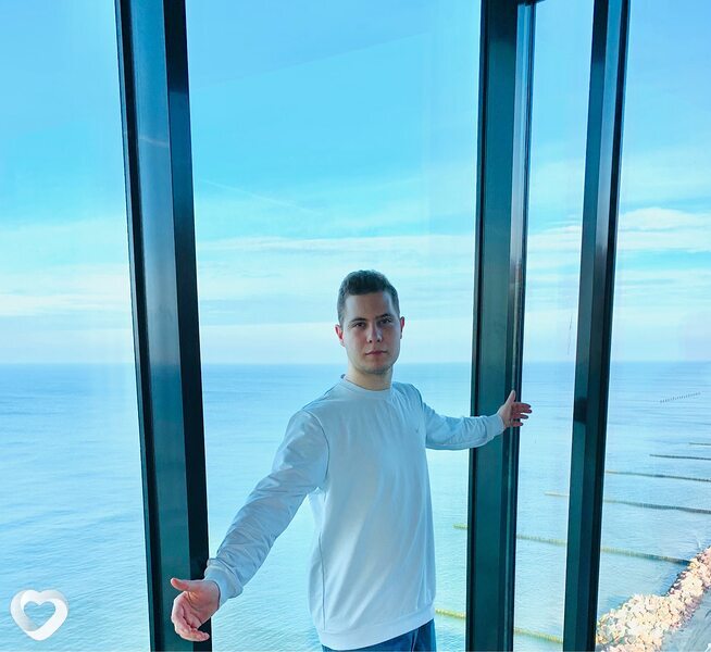 Михаил, 22, Калининграде — анкета №1114490