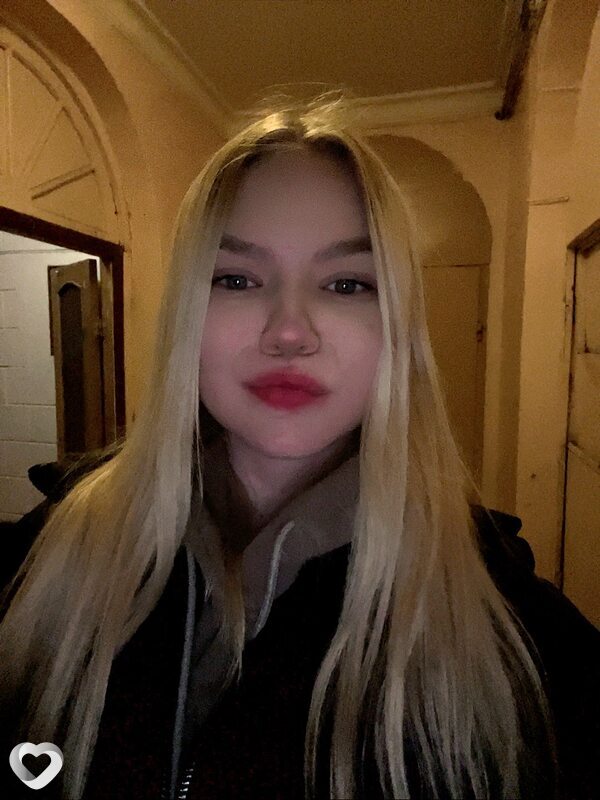 Вика, 20, Санкт-Петербурге — анкета №1115042