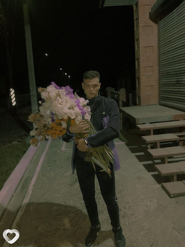 Артём, 25, Азове — анкета №1115334