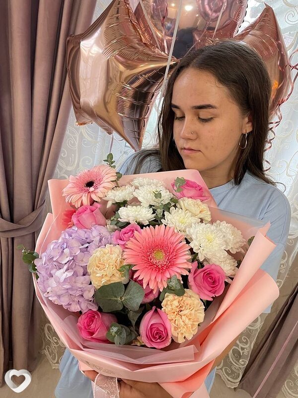 Анастасия, 21, Осинниках — анкета №1115841