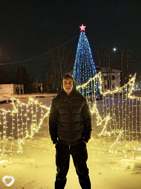 Демис, 22, Москве — анкета №1115869