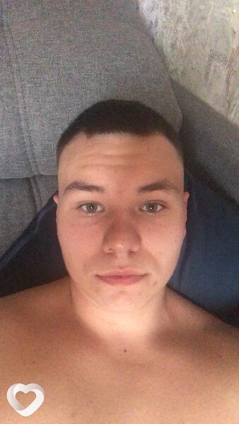 Глеб, 21, Москве — анкета №1116090