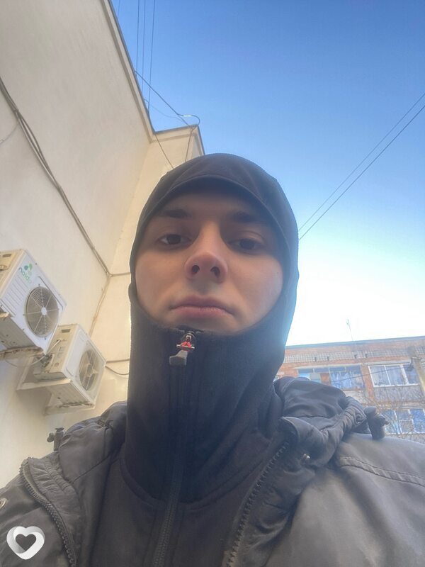 Артём, 23, Ростове-на-Дону — анкета №1116150