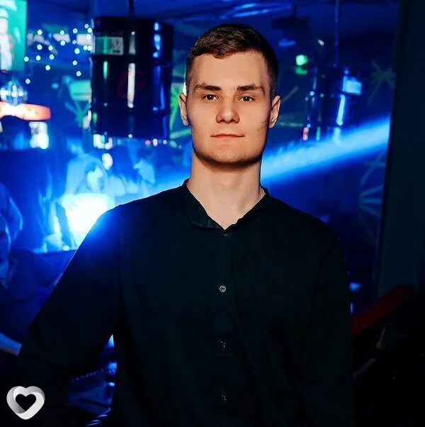 Евгений, 24, Барнауле — анкета №1116297