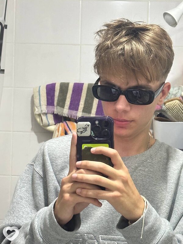 Женя, 23, Красноярске — анкета №1117181