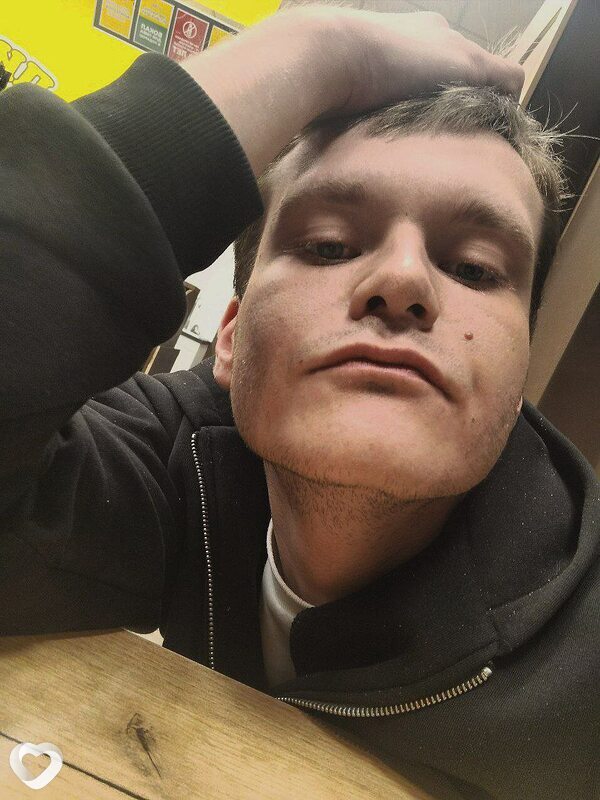 Денис, 26, Москве — анкета №1117902