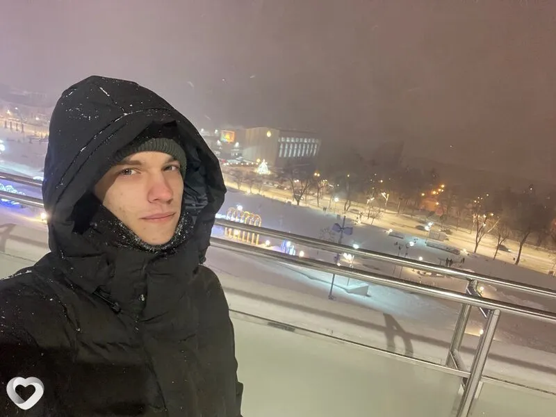 Павел, 21, Барнауле — анкета №1118416