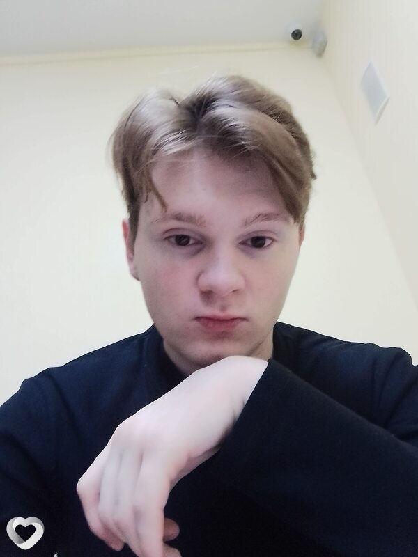 Денис, 20, Москве — анкета №1120680