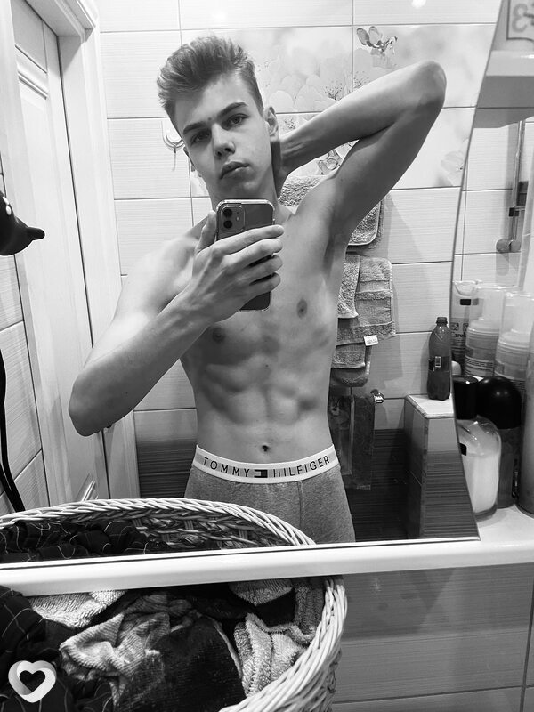 Андрей, 20, Санкт-Петербурге — анкета №1120658