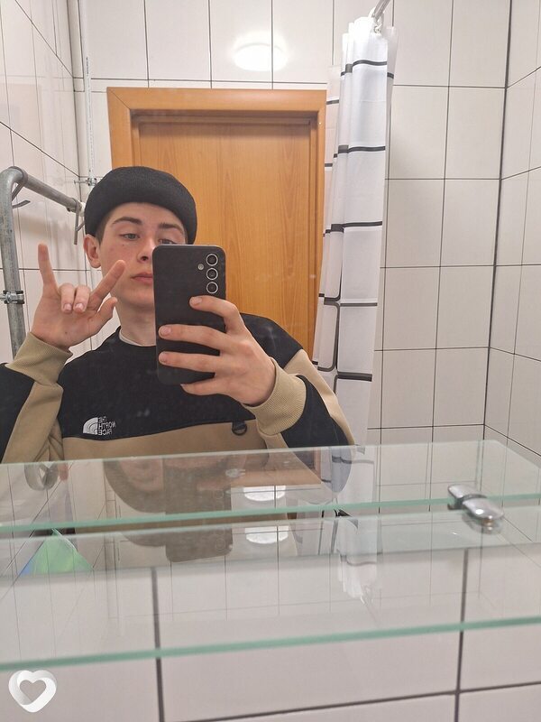 Александр, 22, Чапаевске — анкета №1120810