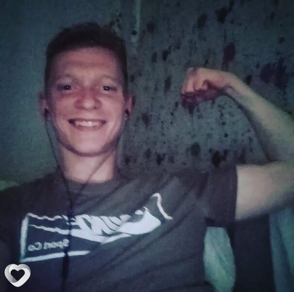 Артём, 29, Бобруйске — анкета №1121631