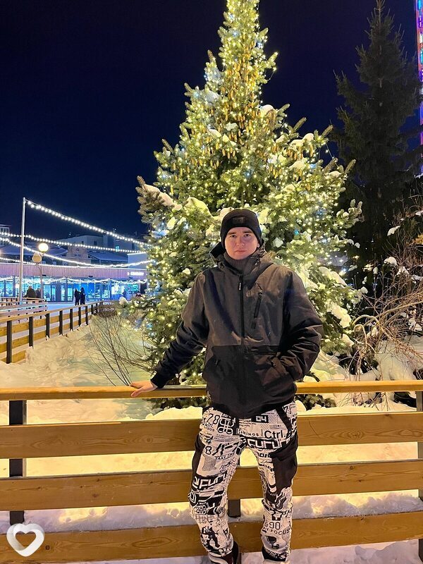 Кирилл, 23, Москве — анкета №1121751