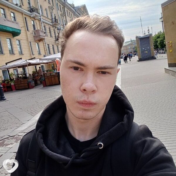 Денис, 20, Москве — анкета №1122224