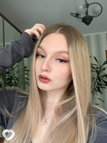 Катя, 21, Минске — анкета №1122385