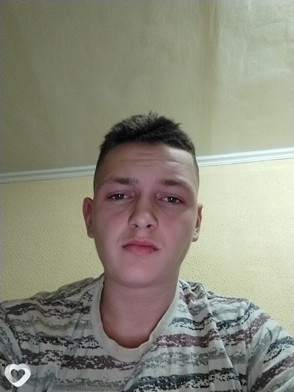Даник, 21, Гродно — анкета №1123152