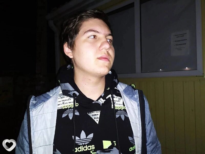 Максим, 21, Краснодаре — анкета №1123159