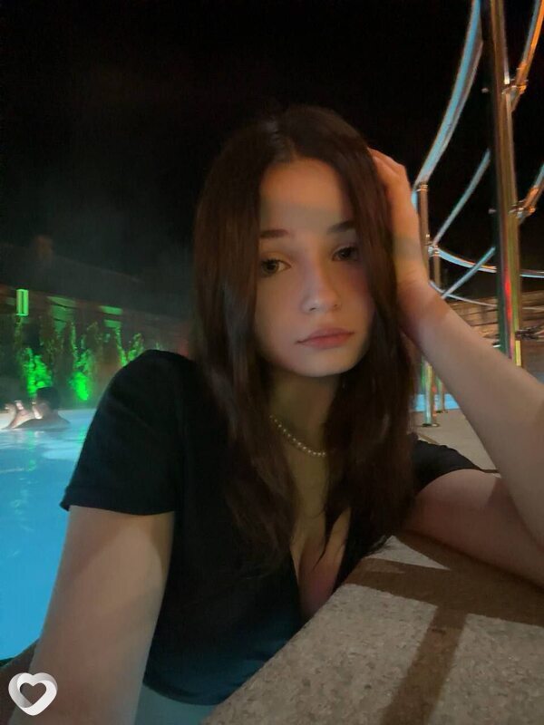 Катя, 21, Киеве — анкета №1123709