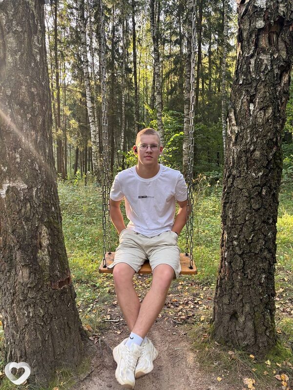 Андрей, 20, Минске — анкета №1123688