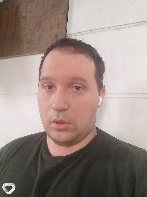 Максим, 29, Белове — анкета №1124444