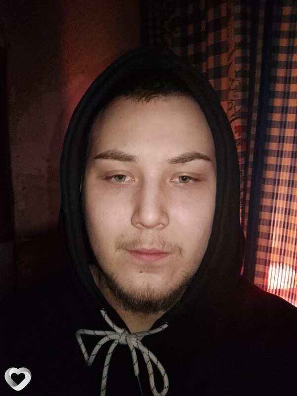Денис, 22, Железногорске — анкета №1124485