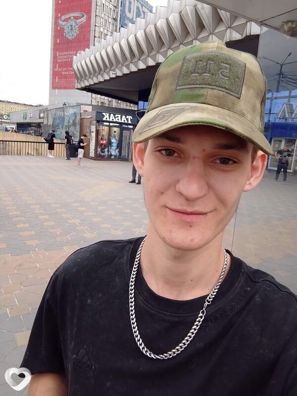 Сергей, 22, Ростове-на-Дону — анкета №1125583