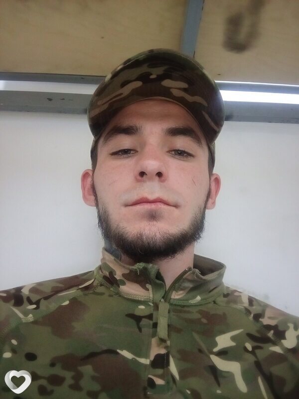 Николай, 23, Макеевке — анкета №1125649