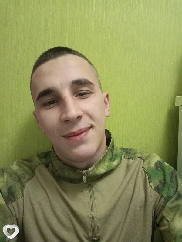 Михаил, 24, Амурске — анкета №1126220