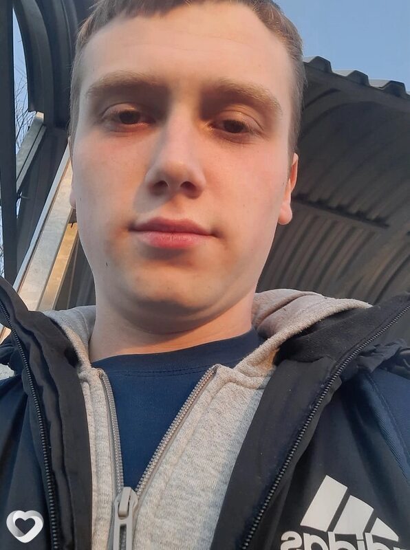 Вова, 22, Волжском — анкета №1126469