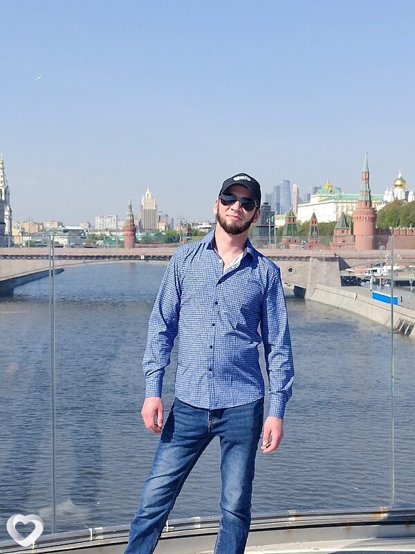 Иван, 34, Кирове — анкета №1126712