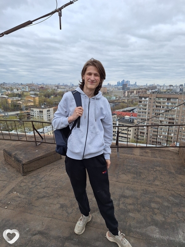 Алексей, 22, Москве — анкета №1127560