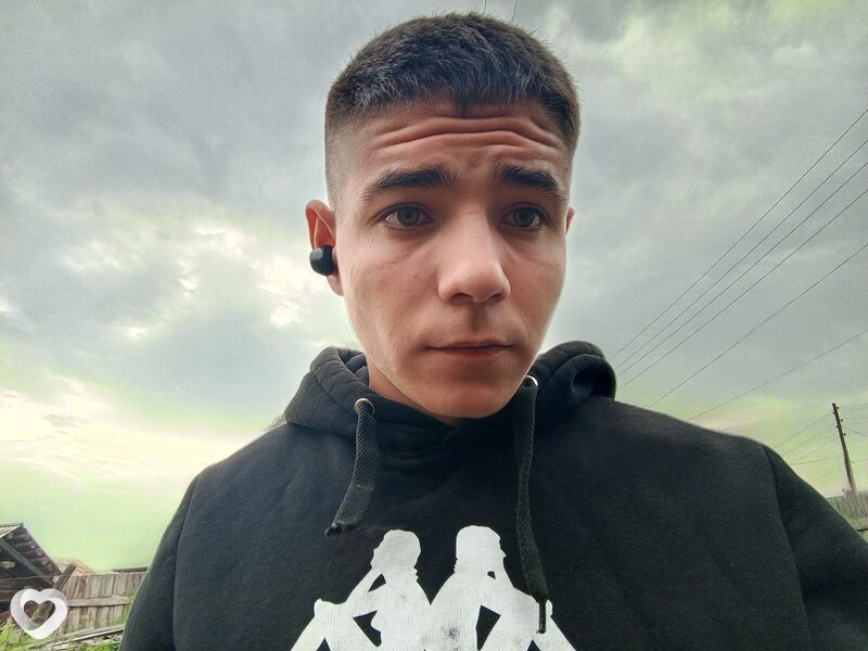 Valentin, 22, Улан-Удэ — анкета №1127841
